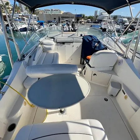 Sol Boat St Raphael Marina Botel *